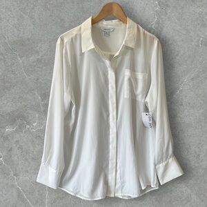 Nine West White Blouse Classic and Versatile